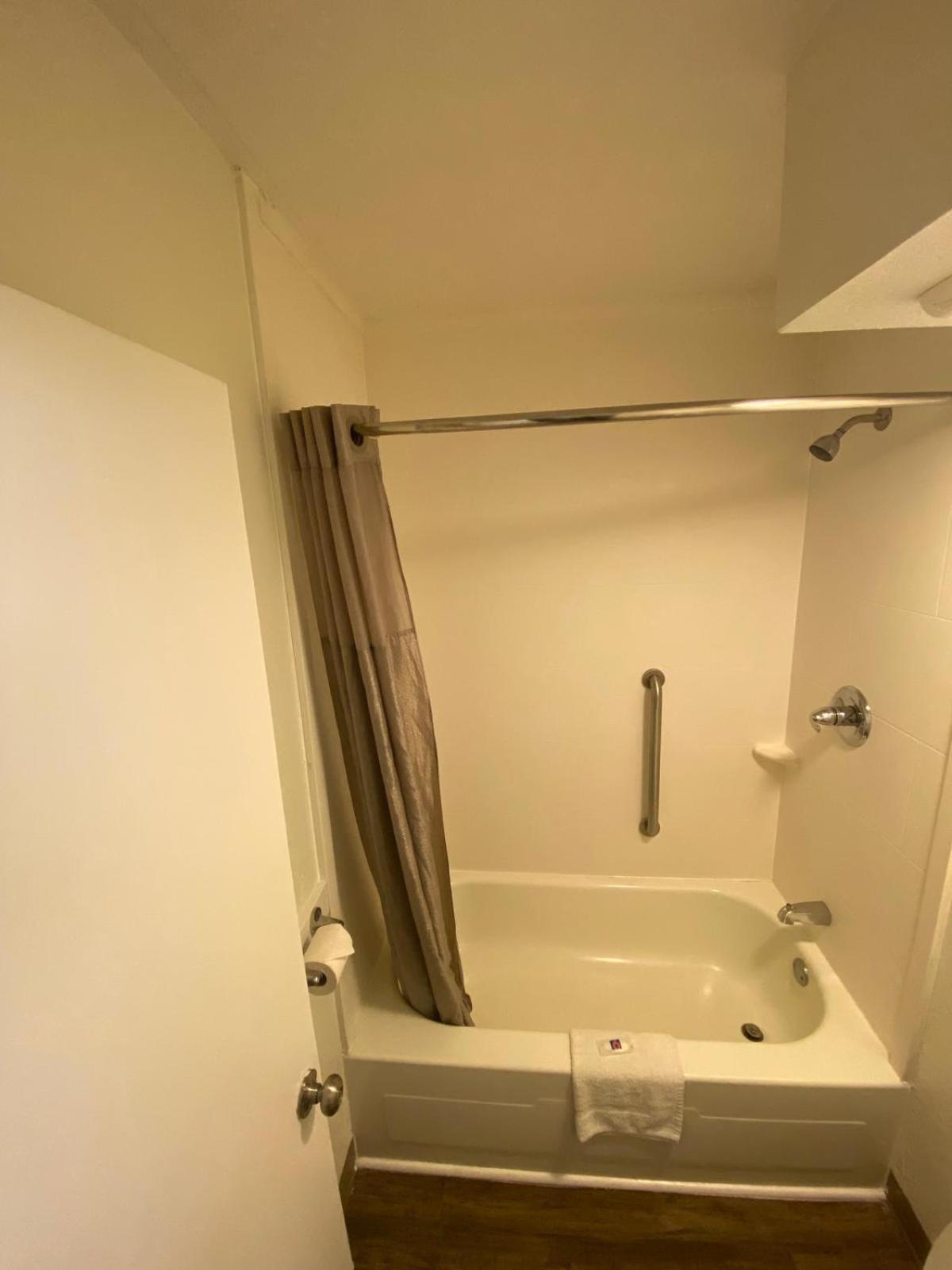Motel 6 Manchester Tn Экстерьер фото
