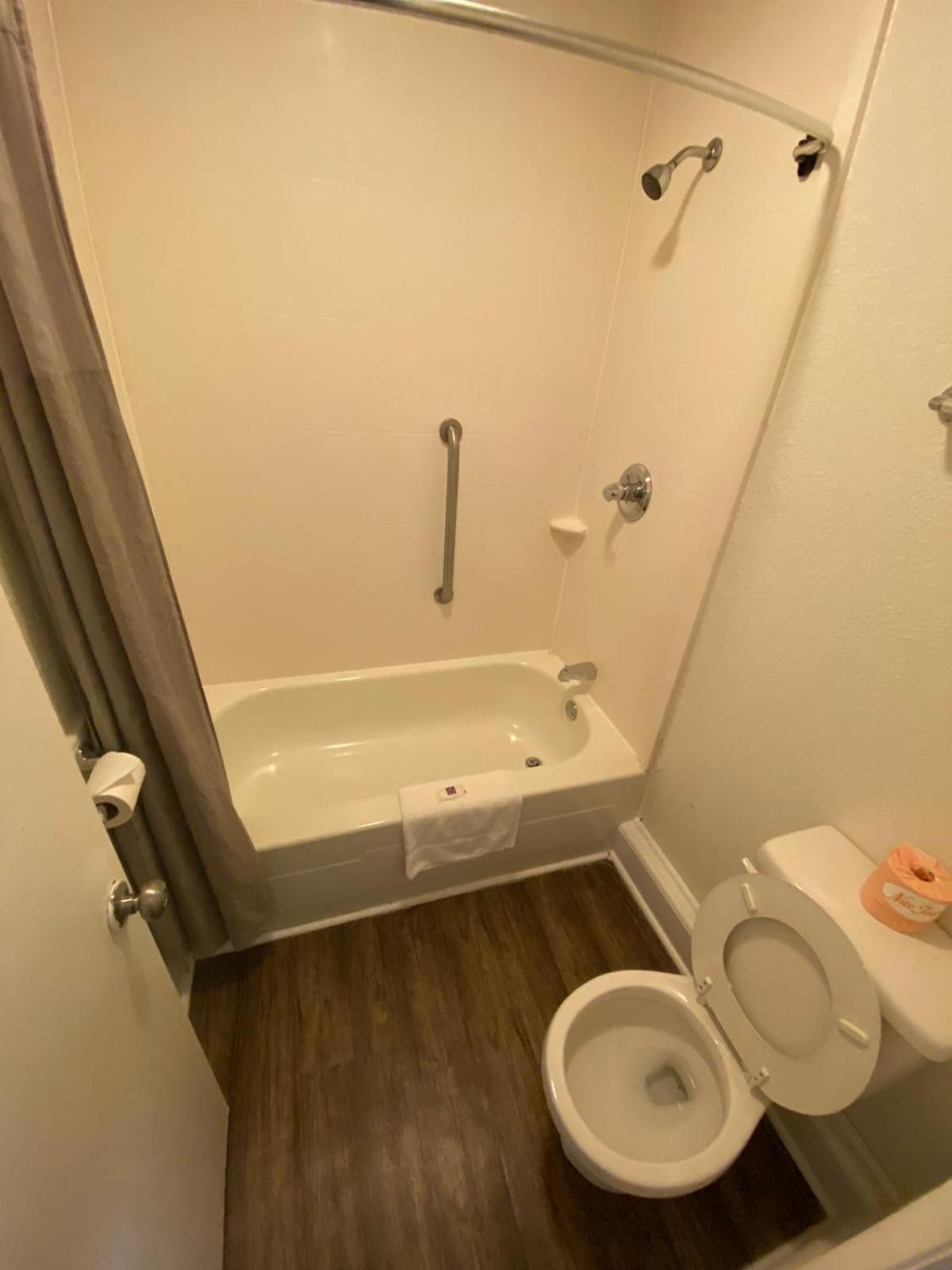 Motel 6 Manchester Tn Экстерьер фото