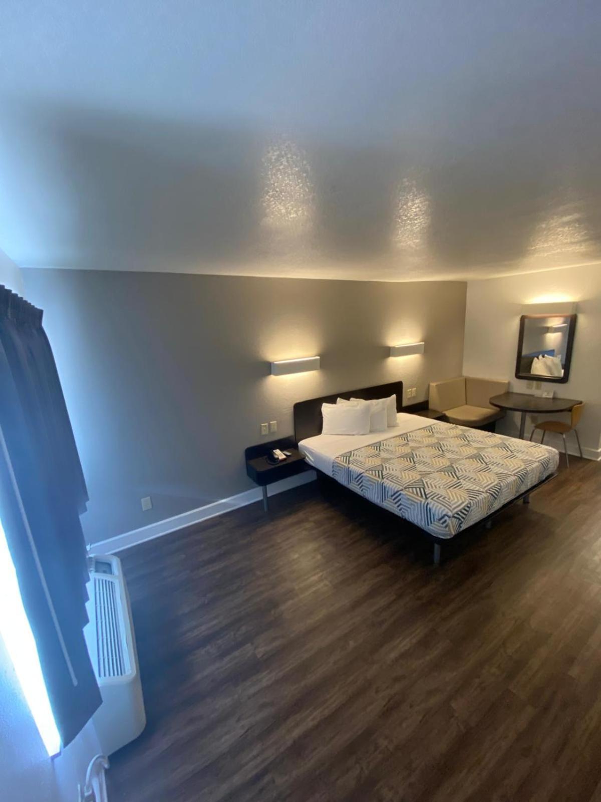 Motel 6 Manchester Tn Экстерьер фото