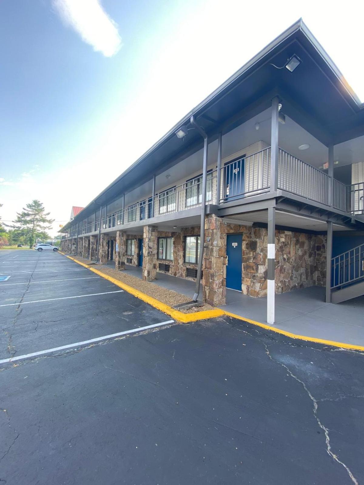 Motel 6 Manchester Tn Экстерьер фото