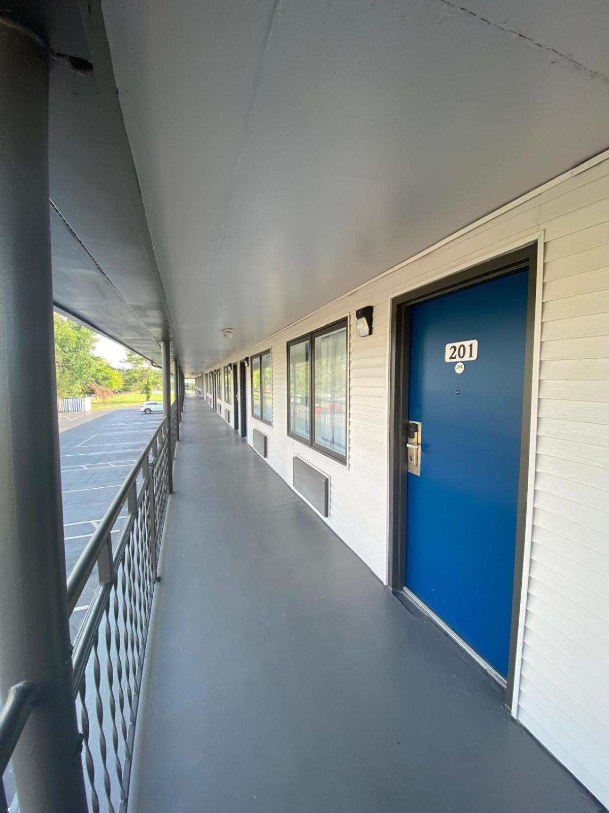 Motel 6 Manchester Tn Экстерьер фото